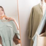 女性　鏡　コーディネート