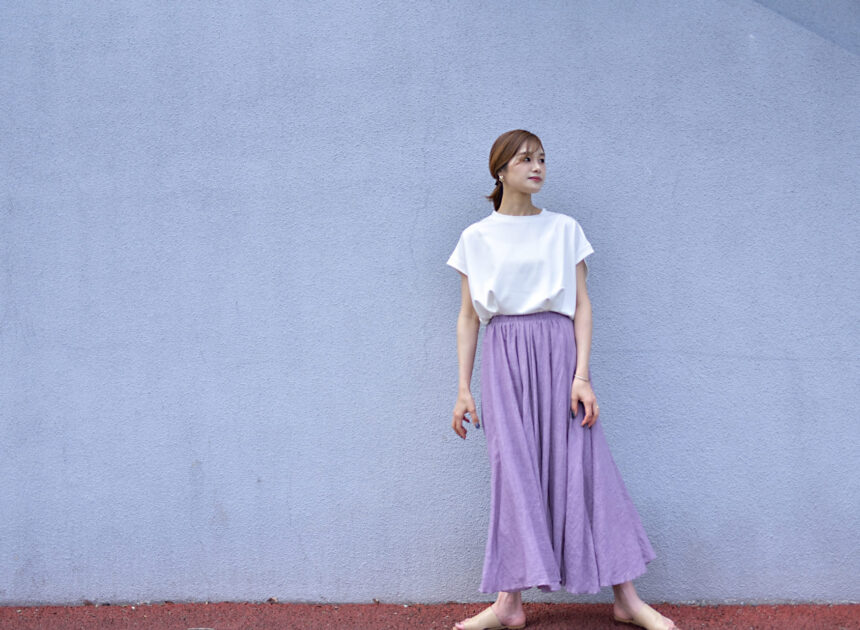 脚を長く見せるコーデとは？スタイルアップの基本を解説